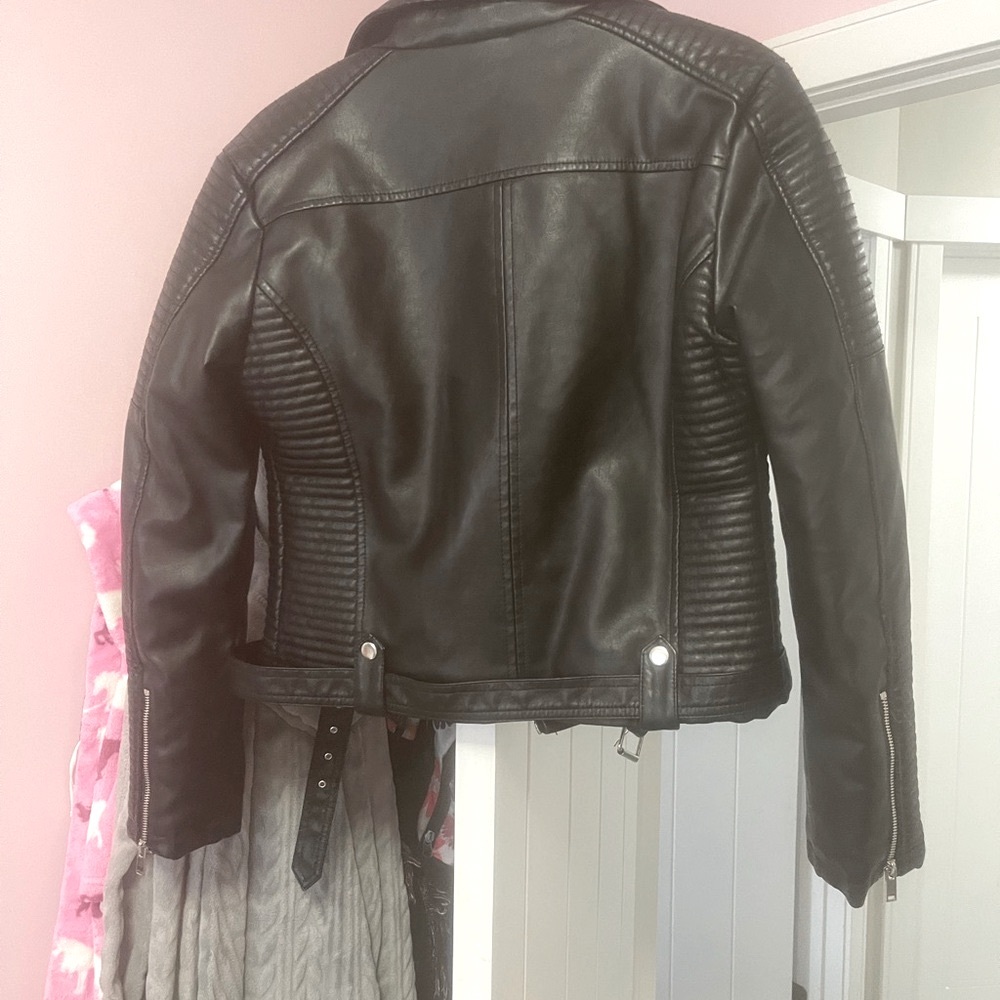 Fashion Nova leather jacket with shepra lining - size Large - Picture 3 of 4